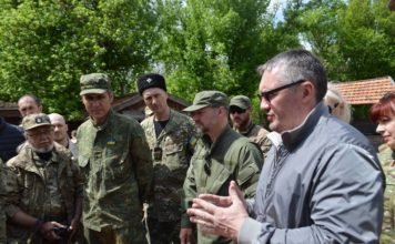 К единству на благо Украины: на Хортице собрались лидеры добровольческих формирований