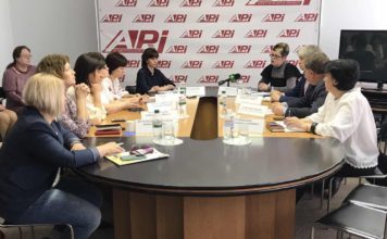 Активисты ГО “СМАРТ” обсудили жизнь переселенцев и то, как им достичь успеха