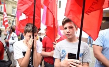 Каплина уличили в эксплуатации детей: появились фотодоказательства