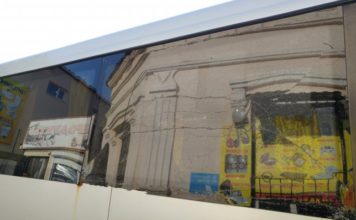 В сети показали, какой транспорт возит людей на запорожский курорт (ФОТО)