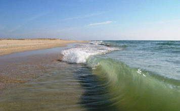 Военные закрыли часть моря возле Бердянска до сентября