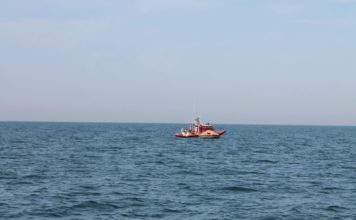 На запорожских курортах трижды спасали людей из моря