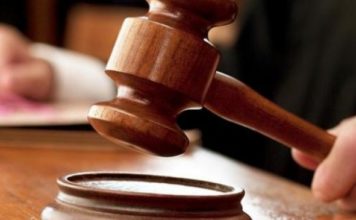 Житель Запорожской области догола раздел жену и водил ее по улицам