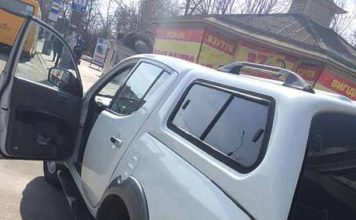 У директора бердянского предприятия средь бела дня отобрали внедорожник (ФОТО)