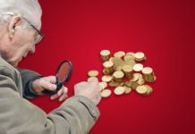 Пенсии запорожцев выросли: ПФУ назвал точную сумму