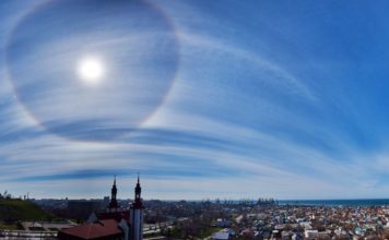 В небе над запорожским курортом засняли удивительный феномен (ФОТО)
