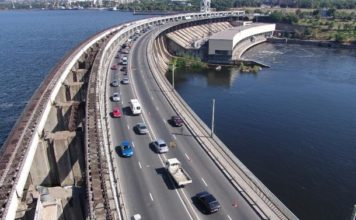 Запорожцам на заметку: на плотине ДнепроГЭСа организуют реверсивное движение