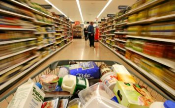 Запорожанка приобрела в супермаркете отвратительный товар (ФОТО)