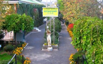 Запорожцы отныне не смогут гулять по оранжереям ботанического сада