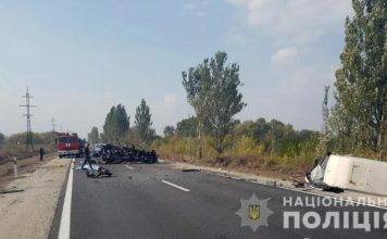 На выезде из Запорожья Fiat «снес» Жигули: есть погибшие (ФОТО)