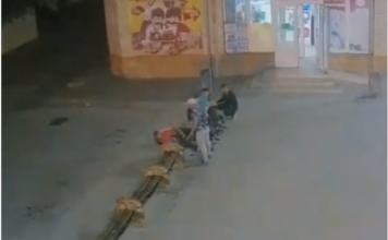 В Запорожской области возле магазина произошла жестокая драка (ВИДЕО)