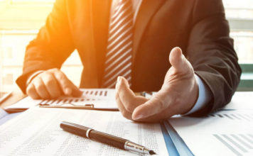 Запорожским безработным оказывают помощь для открытия собственного дела