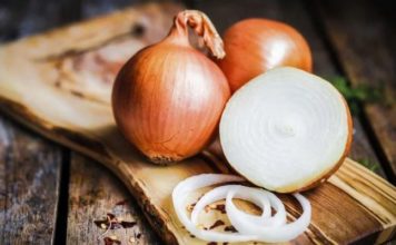 Запорожцев предупреждают о росте цены на лук