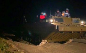 Отрезанные от цивилизации: в Запорожской области из затопленного острова эвакуировали 11 человек (ФОТО-ВИДЕО)