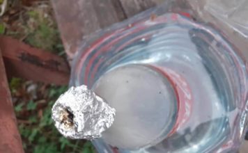 В мелитопольской школе мужчина угощал старшеклассниц наркотиками