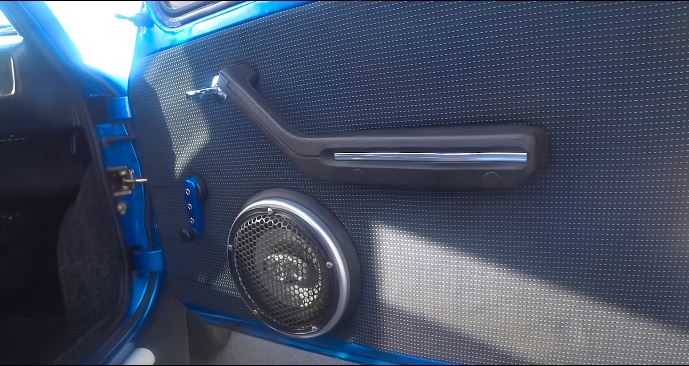 Море карбона и 850 сил: представлен дорогой итальянский суперкар с мотором Mercedes (фото)