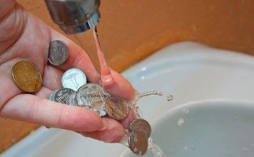 По всей Украине “взлетят” тарифы на воду: сколько придется платить