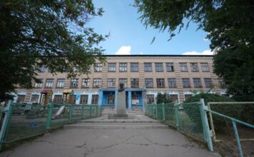 В Запорожье восстановят школу, пострадавшую от пожара