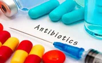 Врачи рассказали, почему антибиотики на раннем этапе коронавируса не сработают