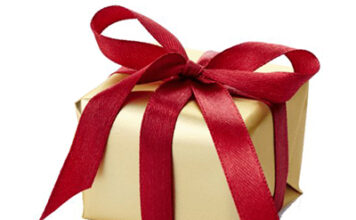 Запорожских железнодорожников возмутил подарок руководства к Рождеству (ФОТО)