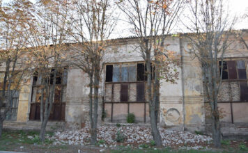 В Запорожской области «декоммунизировали» руины (ФОТО)