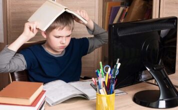 В МОЗ рассказали, когда детей снова переведут на «дистанционку»