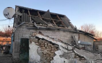 Под Запорожьем оккупанты 5 часов обстреливали село из тяжелого вооружения