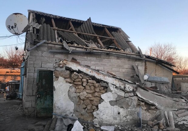 Под Запорожьем оккупанты 5 часов обстреливали село из тяжелого вооружения