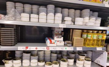 В Запорожье власти прокомментировали «продажу гуманитарки» в АТБ