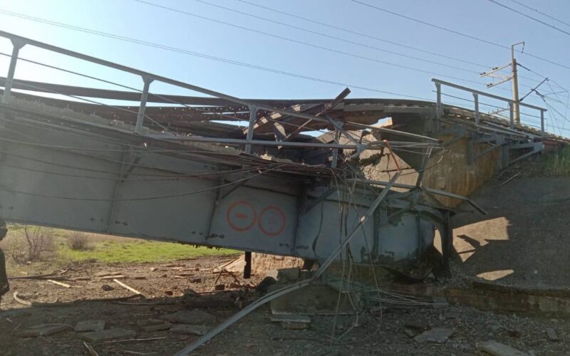 В Запорожской области спецназовцы уничтожили железнодорожный мост