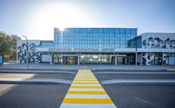 Окупанти обстріляли район міжнародного аеропорту «Запоріжжя»