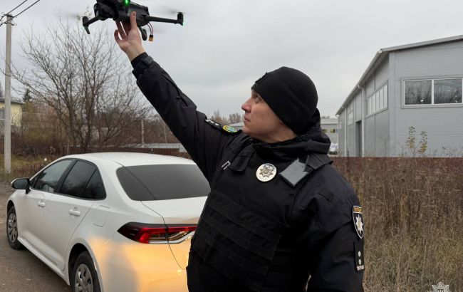 Піднімали дрони в небо: поліція показала кадри пошуку левиці у Хмельницькому_6918dd50bfeea.jpeg