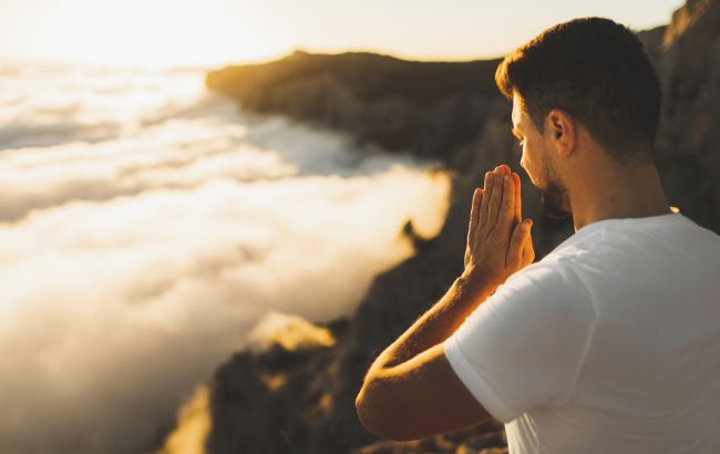 Що посієш, те й пожнеш: ПЦУ пояснила, чому карма й реінкарнація — не для християн_690c3adecd83c.jpeg