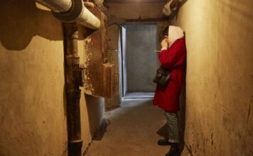 У Дніпрі лунають вибухи, місто під атакою