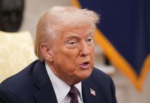 Відставка топ-керівників BBC: Трамп звинуватив їх у спробі вплинути на вибори у США
