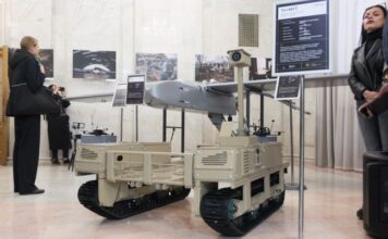 ЗСУ дронами розбили аеродром Саки: відео ударів по об’єктах у Криму