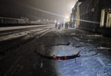 Як виглядає пошкоджений ударом РФ вокзал у П’ятихатках: в «Укрзалізниці» показали наслідки