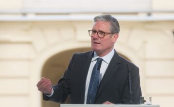 Стармер доручив терміново перевірити масштаби іноземного втручання в політику Британії