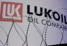 «Лукойл» покидає Захід: хто викупить зарубіжні активи російського гіганта