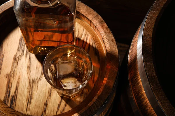 glass-bottle-cold-whiskey-oak