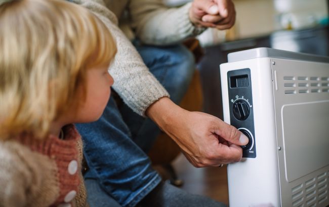 Масований обстріл Києва: частина столиці лишилась без тепла та гарячої води