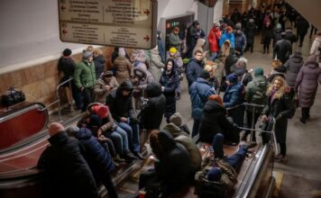 Українці готові терпіти війну стільки, скільки потрібно? Що показало опитування