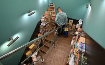 Література російською зникне зовсім? Які книжки планують вилучити з обігу в Україні